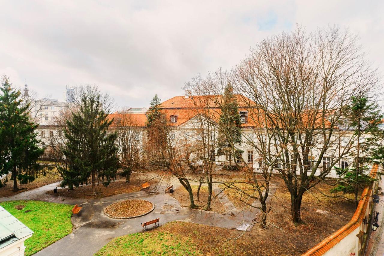 Butas Designer Flat In The Heart Of Old Town Warsaw